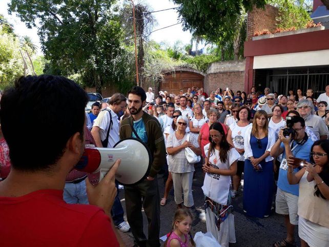 La última protesta de los trabajadores de LT11 en la puerta de la radio.&nbsp;
