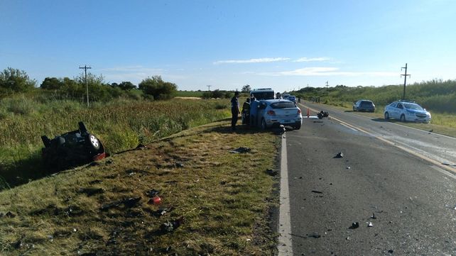 Un fuerte choque frontal en la ruta 12 dejó un fallecido