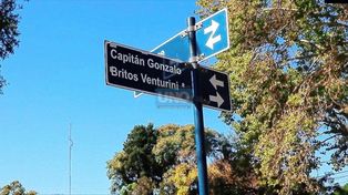 Paraná: colocaron cartelería a la calle que identifica a piloto fallecido en 2020