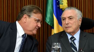 Complicados. La renuncia del influyente negociador con el Congreso, Geddel Vieira Lima, complicó a Temer.&nbsp;