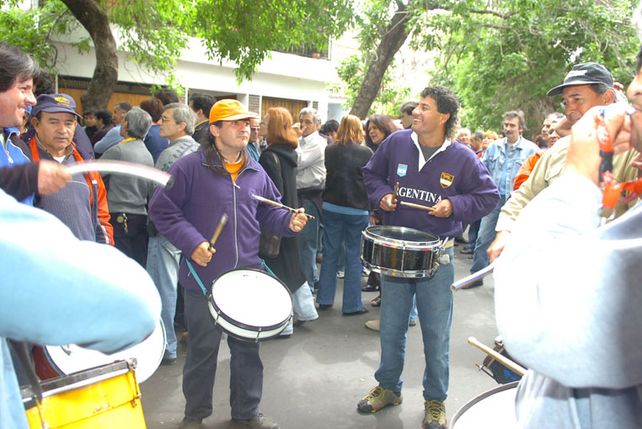 Los trabajadores municipales de la provincia harán paros de 24 y 48 horas