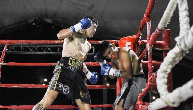 En la pelea de fondo