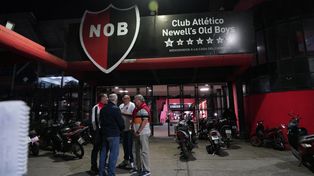 La reunión en Newells concluyó sin cambio de fecha de la votación.