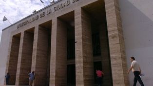 Proponen hacer un mirador en el piso 12 del municipio