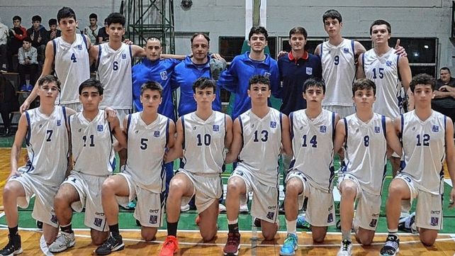 La Selección de Santa Fe le ganó a Oeste y este domingo enfrenta a Reconquista en el Provincial La Selección de Santa Fe le ganó a Oeste y este domingo enfrenta a Reconquista en el Provincial