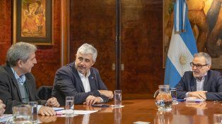 El ministro de Salud de Entre Ríos, Guillermo Grieve (izq.), fue parte del encuentro