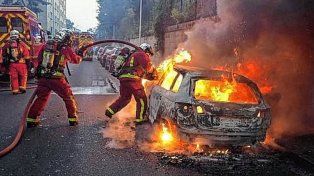 El asesinato de un joven de 17 años a mano de la policía desató una ola de protestas en Francia contra la violencia policial.&nbsp; 