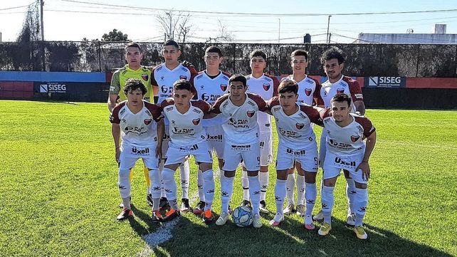 La Reserva de Colón marcha a tres puntos de los líderes en el Torneo de la Liga Profesional.&nbsp;