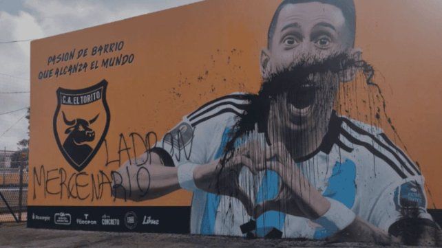 Así quedó el mural homenaje a Ángel Di María tras el ataque.
