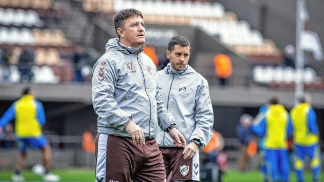 Walter Zunino fue confirmado como DT de Platense.