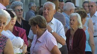 Jubilados y pensionados tendrán que registrar sus huellas digitales para cobrar