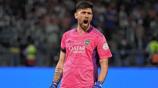 Boca busca negociar la continuidad de Agustín Rossi
