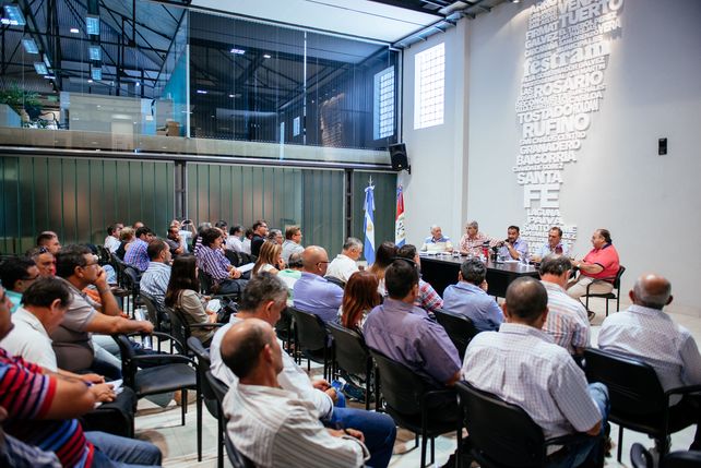 El gobierno provincial convocó a la paritaria municipal