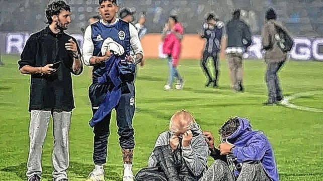 Gimnasia y Boca suspendido por serios incidentes.&nbsp;