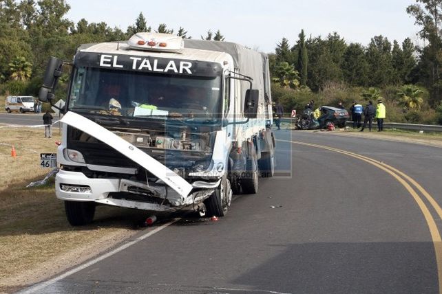 Grave accidente en la ruta nacional 12 dejó cuatro personas fallecidas