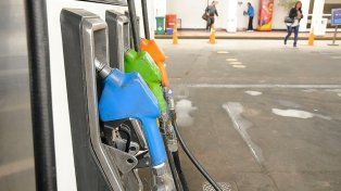 Tras el congelamiento de precios, YPF define este lunes si vuelven a aumentar los combustibles