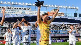 El arquero con pasado en Colón que estaría en la carpeta de Unión