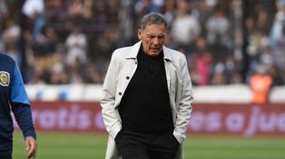 Russo sigue sin poder encontrarle la mano a Central, que volvió a perder de visitante.