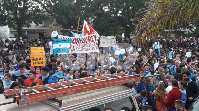 Una multitudinaria concentración le dijo sí a la vida en Santa Fe