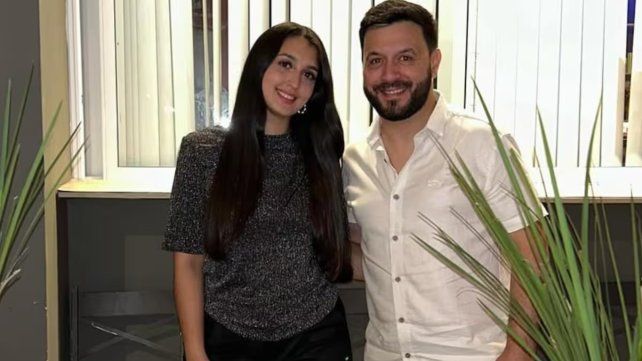 El cantante Lucas Sugo junto a su hija Florencia