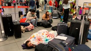Suspendió operaciones Viva Air y quieren saber cuántos argentinos hay varados