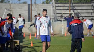 Lazaneo se desvincula de Atlético Paraná