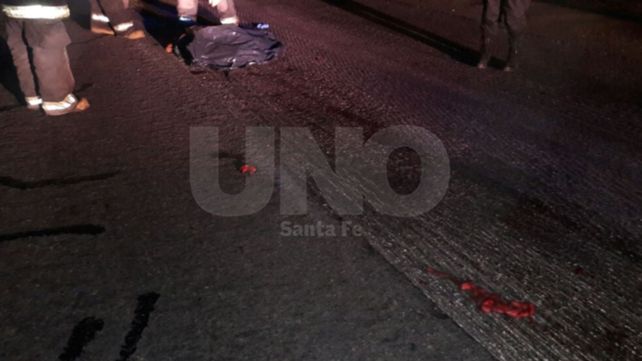 Murió un motociclista y su acompañante resultó con heridas graves cerca de San Lorenzo