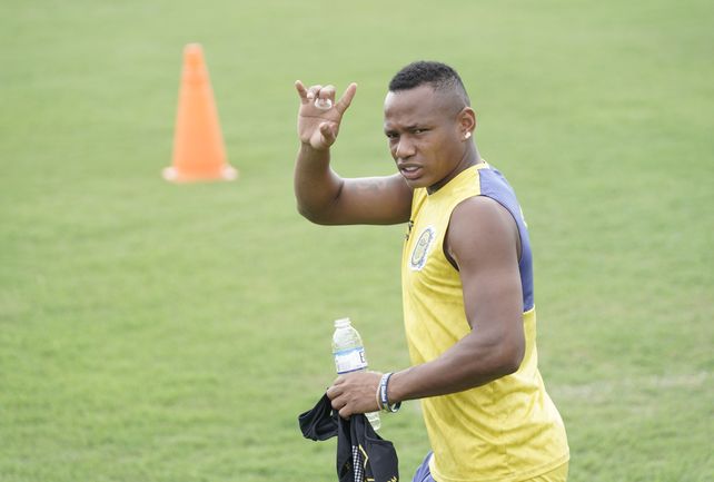 Jaminton Campaz formaría parte del equipo titular de Central que se medirá con Douglas Haig.