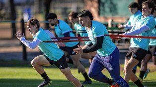 Argentina XV, con tres paranaenses, enfrenta a Brasil en San Pablo.