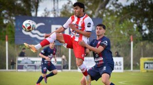 Torneo Regional Amateur: Atlético Paraná y Neuquen van por la clasificación como locales