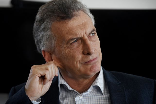 "Cada vez más gente se enoja y que cree que hay que dinamitar todo, yo creo que hay que dinamitar casi todo", resaltó Macri.