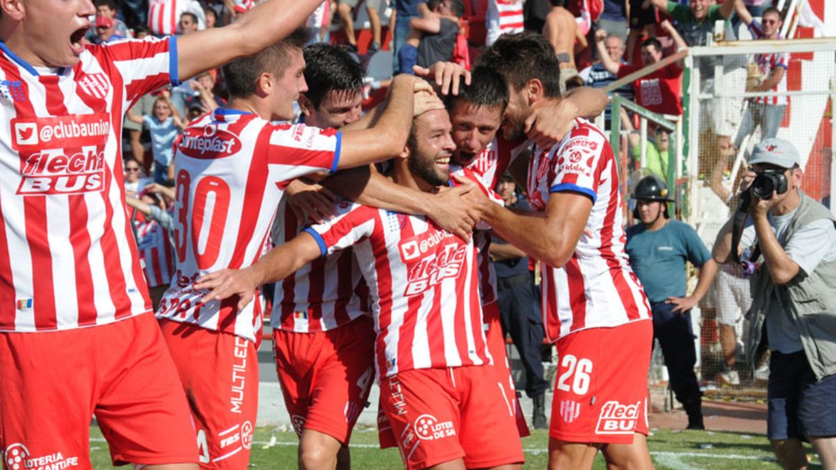 Argentine football club Introduction: Unión de Santa Fe, Club Atlético  Nueva Chicago, Gimnasia y Esgrima de Jujuy, Club Atlético Colegiales