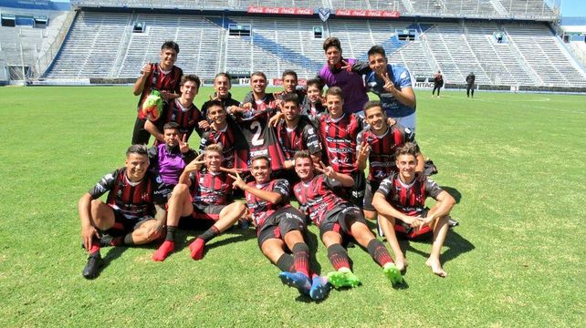 La reserva de Patronato llegó a su quinta victoria consecutiva
