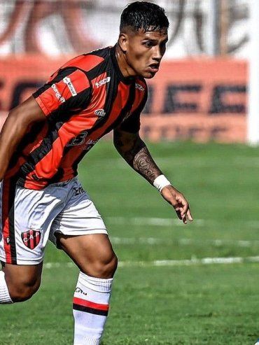 Agustín Araujo se convirtió en la primera baja de Patronato en el mercado de pases