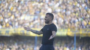 Tevez avisó que desea seguir en Central tras el empate contra Colón. La dirigencia ya trabaja para sumar los refuerzos que pidió el DT.