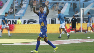 Ángel Di María fue aplaudido durante la entrada en calor en la previa al partido contra Racing.