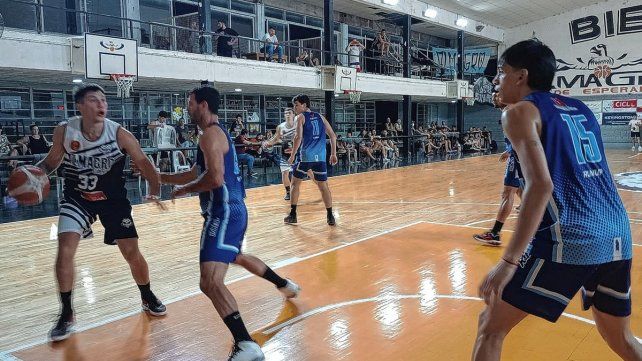 Almagro le ganó a Sionista en el último amistoso previo al inicio de la Liga Federal.