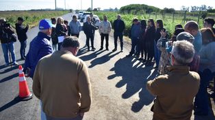 El intendente Carlos De Grandis anunció, además, la pavimentación de la calle Mansilla, en el tramo comprendido entre calle Vucetich y Héroes de Malvinas, con un presupuesto oficial de 1.187.520.000 millones de pesos.&nbsp;