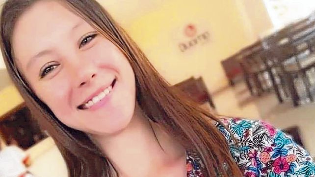 La joven de 20 años apareció muerta en un campo de yerba mate