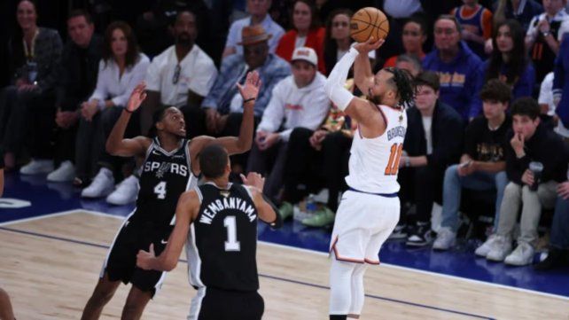 Knicks hizo una remontada histórica y ganó el juego 4 de las Finales en la NBA