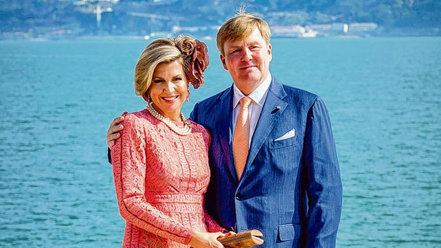 como reyes. La argentina Máxima Zorreguieta y su esposo Guillermo