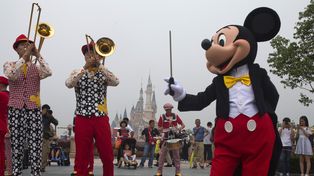 Disney hizo pie en el mercado asiático y abrió su primer parque de diversiones en China