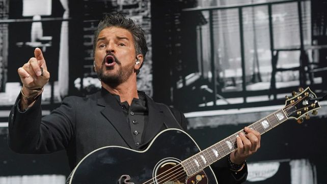 El próximo lunes se darán a conocer las fechas en las que se reprogramarán los recitales de Ricardo Arjona en Argentina.