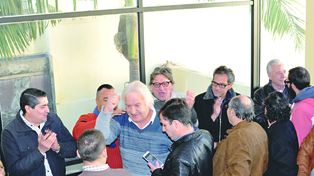 A los que nos votaron y a aquellos que no, nosotros representamos y vamos a trabajar por el conjunto.&nbsp; &nbsp;