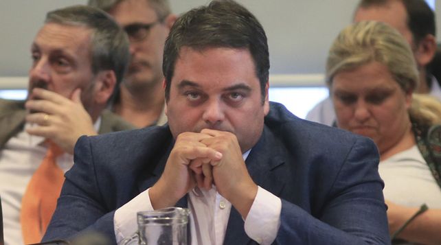 El funcionario reconoció el error y sigue al frente de la cartera.