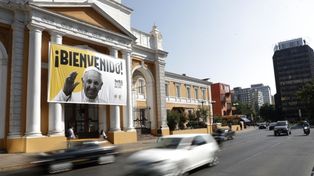 El Papa llega a Chile pero enviará una nota a Macri