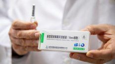 Rosario recibirá 18.900 dosis de la vacuna china para vacunar a docentes, personal de salud y personas entre 18 y 59 años en grupos de riesgo. Rosario recibirá 18.900 dosis de la vacuna china para vacunar a docentes, personal de salud y personas entre 18 y 59 años en grupos de riesgo.