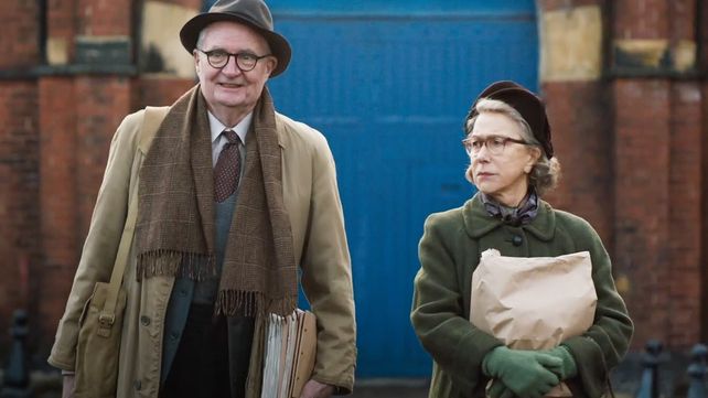 Jim Broadbent y Helen Mirren como Kempton y Dorothy Bunton.