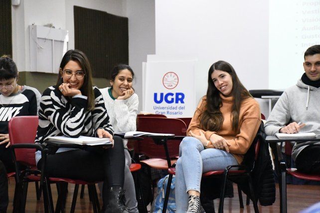 UGR: carreras con alta inserción laboral y propuestas de calidad a distancia
