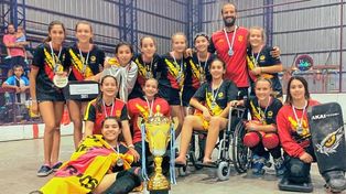 Las chicas de Atlético Neuquén y un gran torneo.